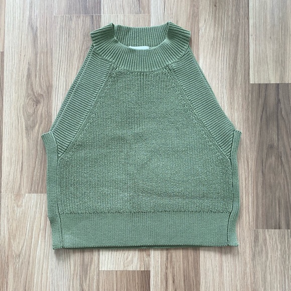 Aritzia Wilfred New Halter Tank in Sage Frost - Picture 3 of 6
